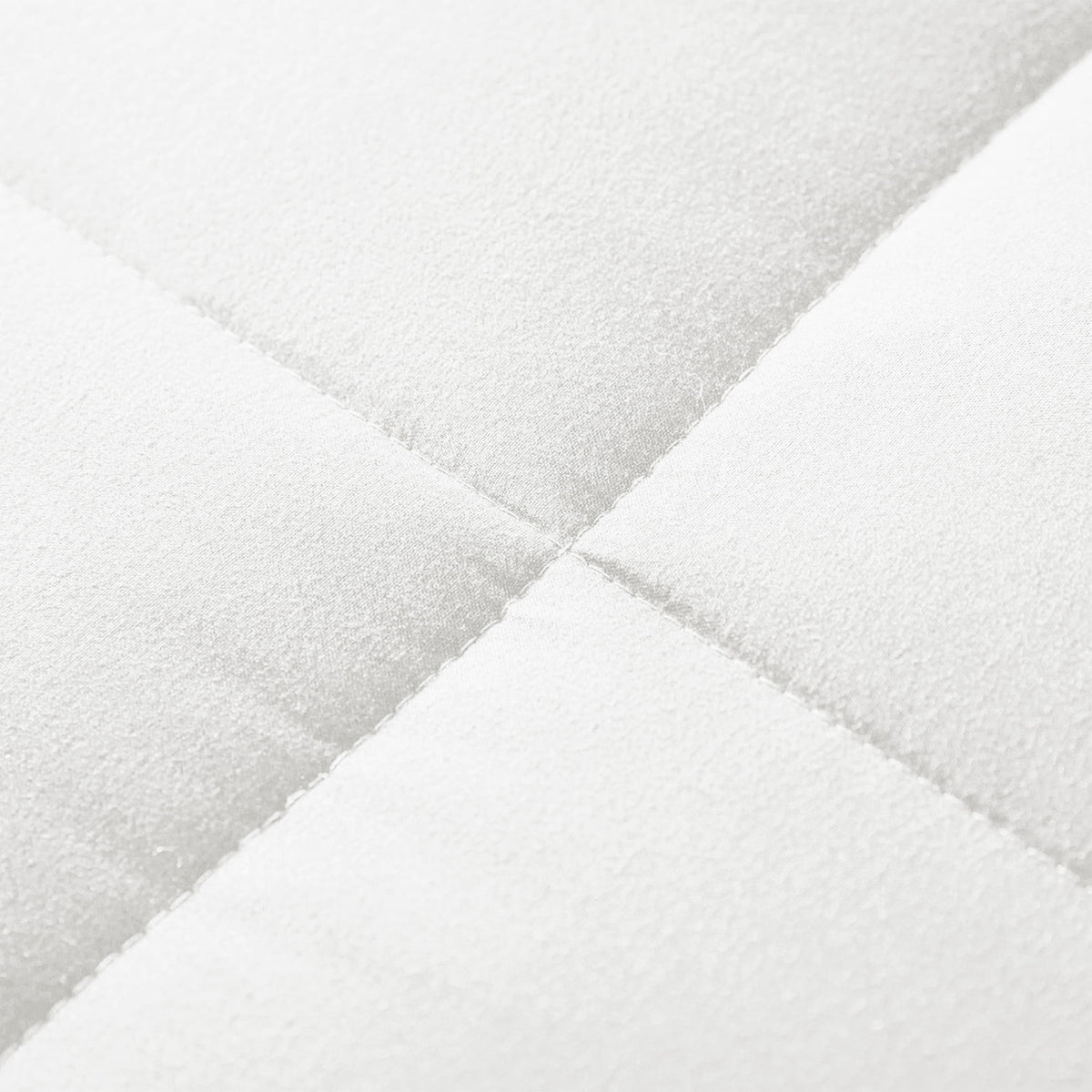 Queen Comforter Set – 3-Piece, White, Down-Alternative, All-Season